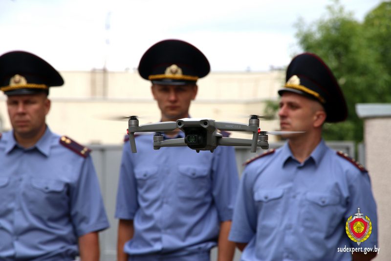 Lietuvos policija neigia Baltarusijos režimui perdavusi penkiolika dronų