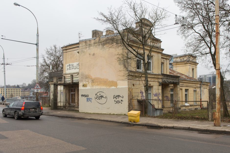 Prabangūs sklypai auksu nevirto: skaičiavo milijonus, gavo tik ašaras