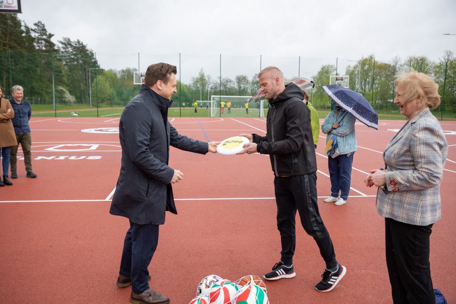 Trakų Vokėje atveriamas atnaujintas gimnazijos stadionas