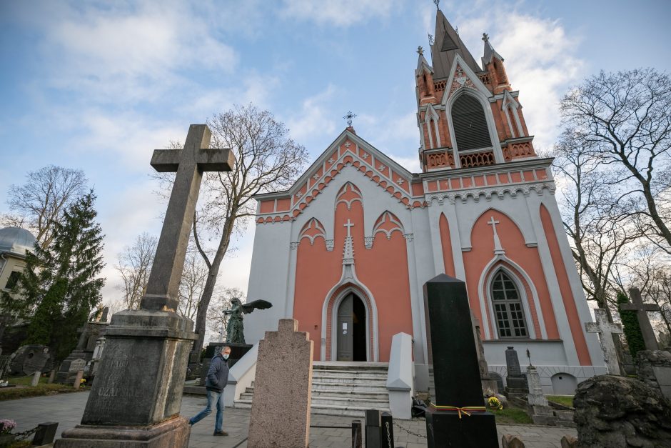 Minint sukilimo dalyvių perlaidojimo metines atverta Sukilėlių koplyčia