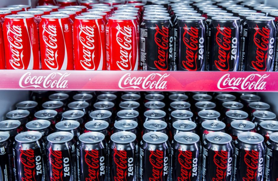 Netikėtas radinys: „Coca-Cola“ skardinėse – žmogaus išmatos