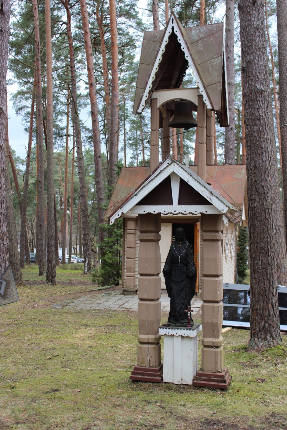 Kauno rajone šventovės kyla ant gerumo pamatų