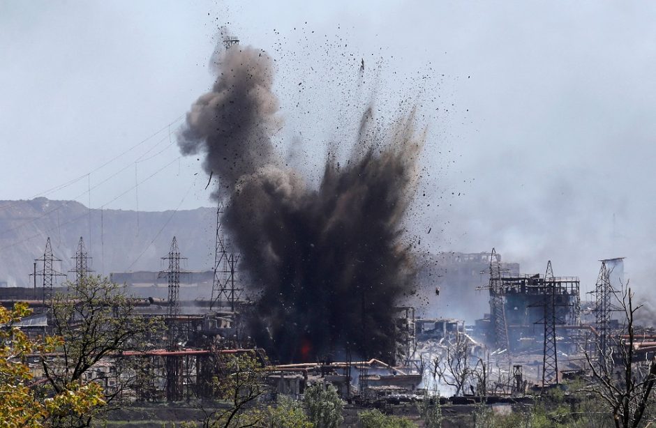 Rusija perduos gamykloje „Azovstal“ žuvusių ukrainiečių karių palaikus