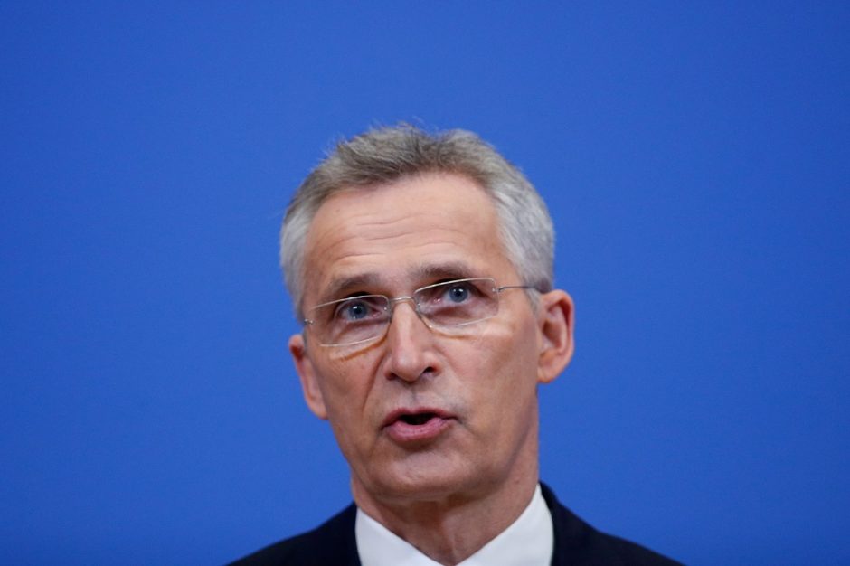 NATO vadovas įžvelgė pagrindo „atsargiam optimizmui“ sprendžiant krizę dėl Ukrainos
