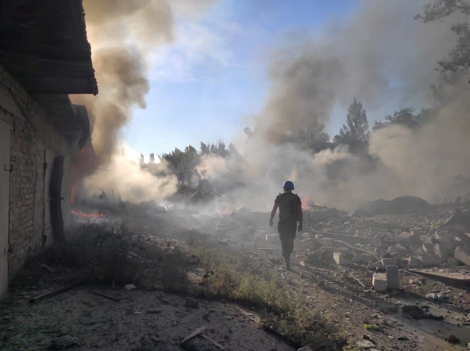 Karas: nuo Rusijos smūgių vidurio Ukrainoje žuvo penki žmonės, Donbaso gyventojai raginami evakuotis