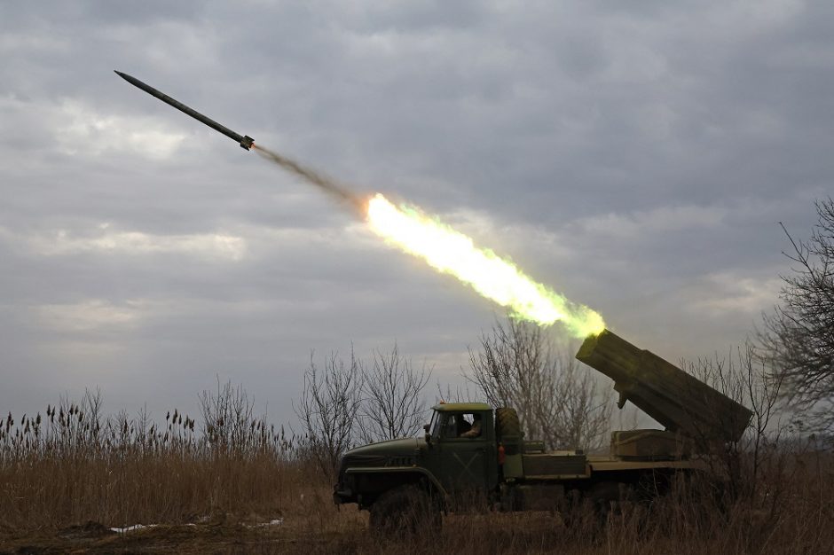 Ukrainos kariuomenė teigia, kad padėtis aplink Bachmutą yra itin įtempta