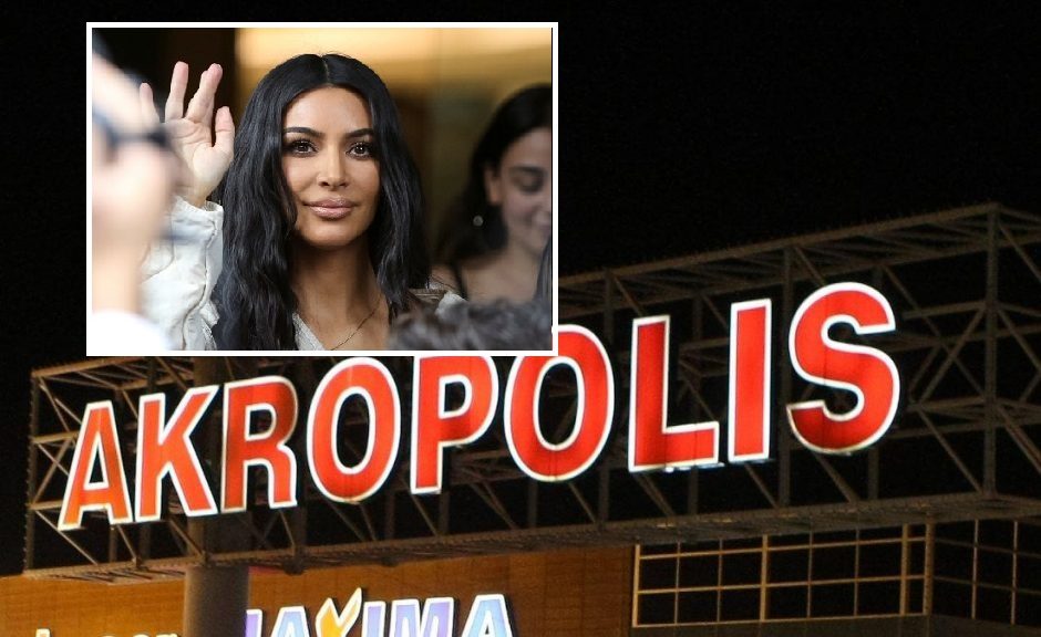 „Akropolio“ reklama moksleivėms įsiutino: Kardashian svarbiau už Lietuvos istoriją