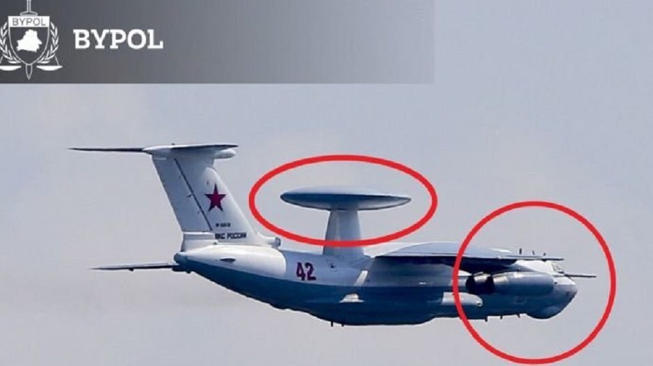 Po pranešimų apie atakuotą rusų lėktuvą – sulaikyta mergina, apieškoti gyventojai