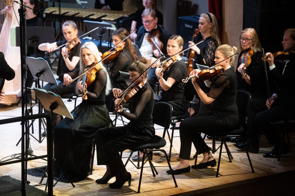 Klaipėdoje iškilmingai uždarytas trečiasis Tarptautinis violončelės festivalis