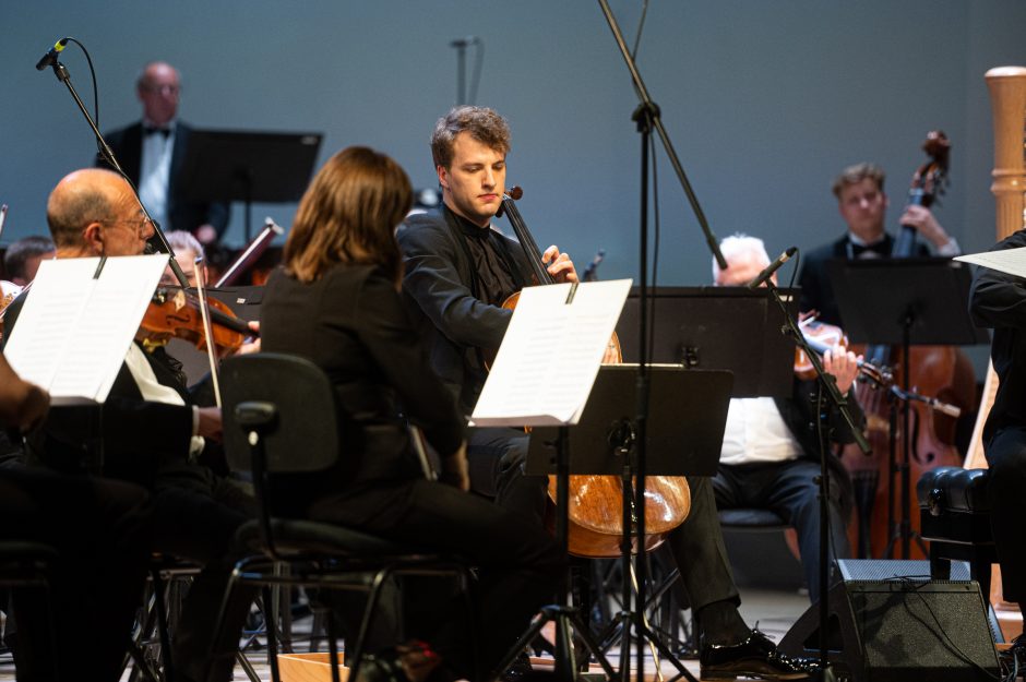 Klaipėdoje iškilmingai uždarytas trečiasis Tarptautinis violončelės festivalis