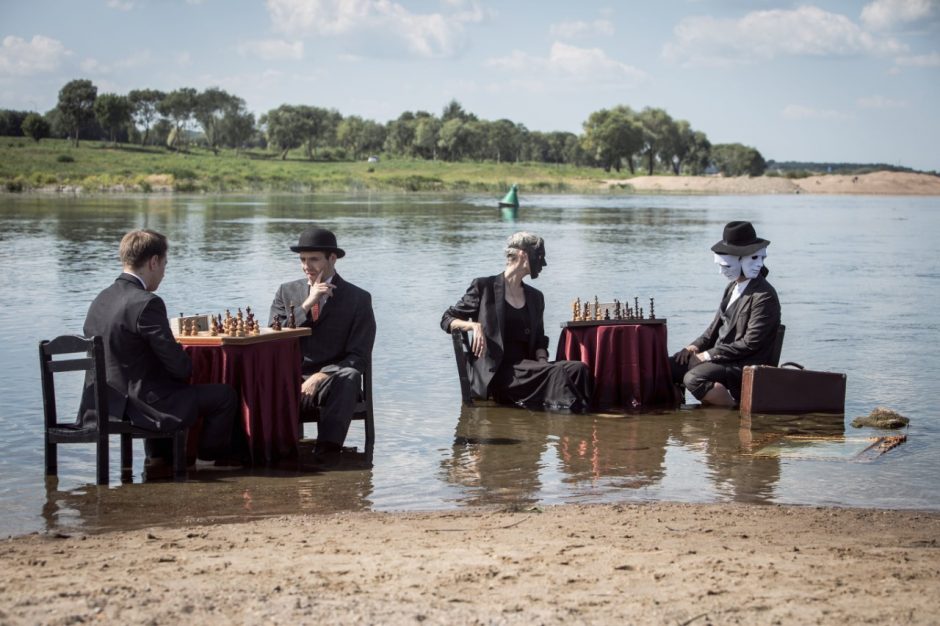 Vizualinių eksperimentų teatras „Kosmos Theatre“ pradeda pirmąjį sezoną