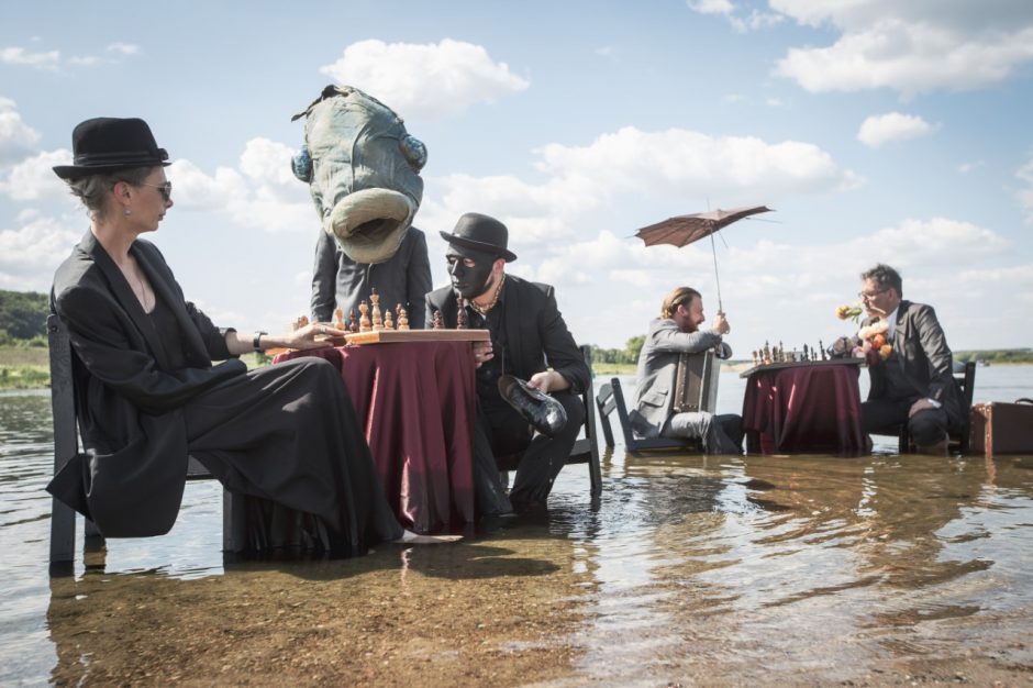 Vizualinių eksperimentų teatras „Kosmos Theatre“ pradeda pirmąjį sezoną