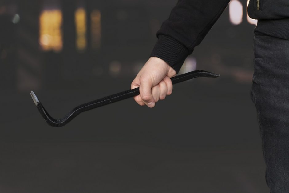 Nuo šalikelės dingo klaipėdiečio automobilis: pareigūnai ieško vagies