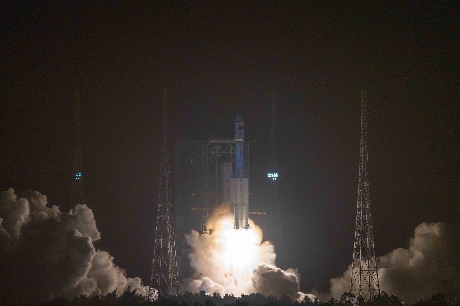 Kinija birželį  į savo naująją kosminę stotį pasiųs trijų žmonių įgulą