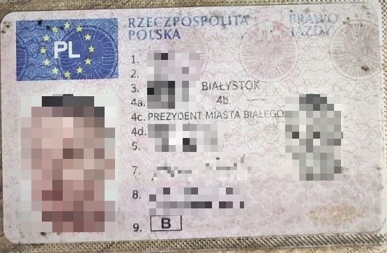 Į Baltarusiją važiavęs lenkas Lietuvos pasieniečiams pateikė visiškai į save nepanašaus vyro pasą