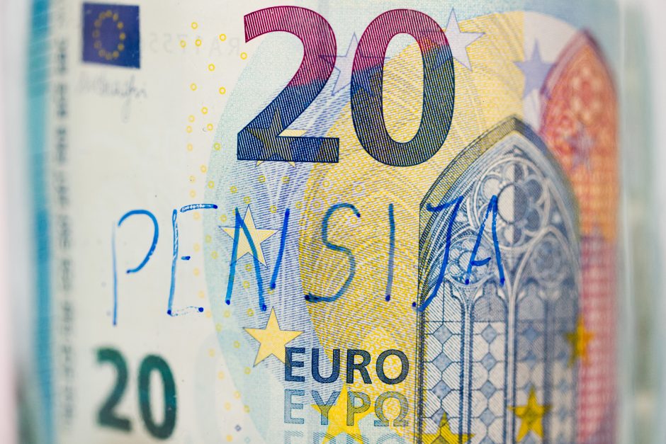 Apklausa: gyventojai pensijai norėtų papildomai sukaupti vidutiniškai 136 tūkst. eurų