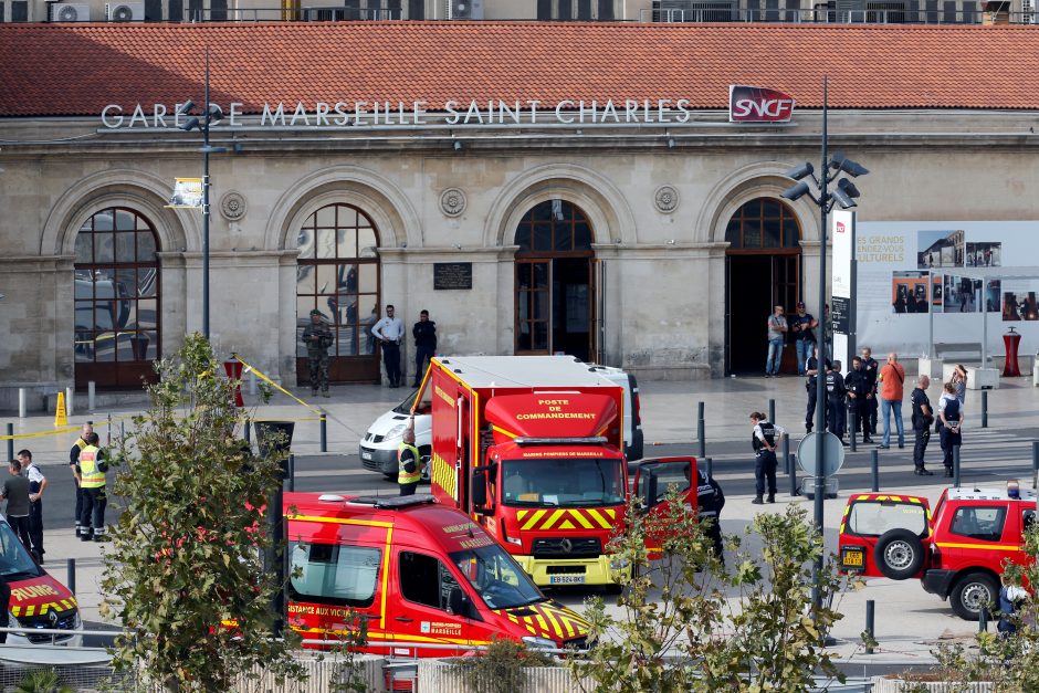 Marselio atakos įtariamasis išpuolio išvakarėse buvo paleistas iš areštinės