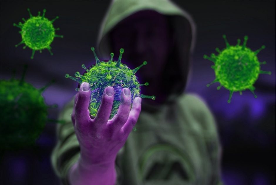 Pietų Korėjos gyventojas koronavirusu galėjo užkrėsti 1,5 tūkst. žmonių