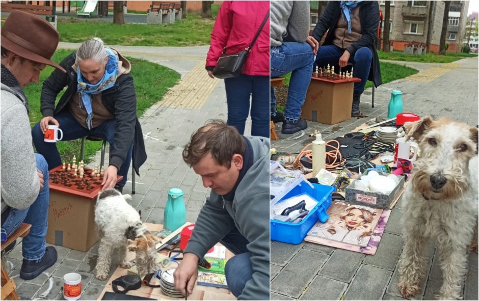 Blusų turguje Klaipėdoje netrūko geros nuotaikos