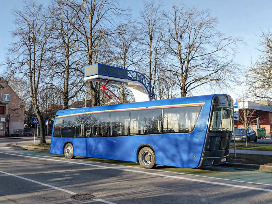 Į Šviesų festivalį lankytojus kviečia atvykti traukiniais ir elektriniais autobusais