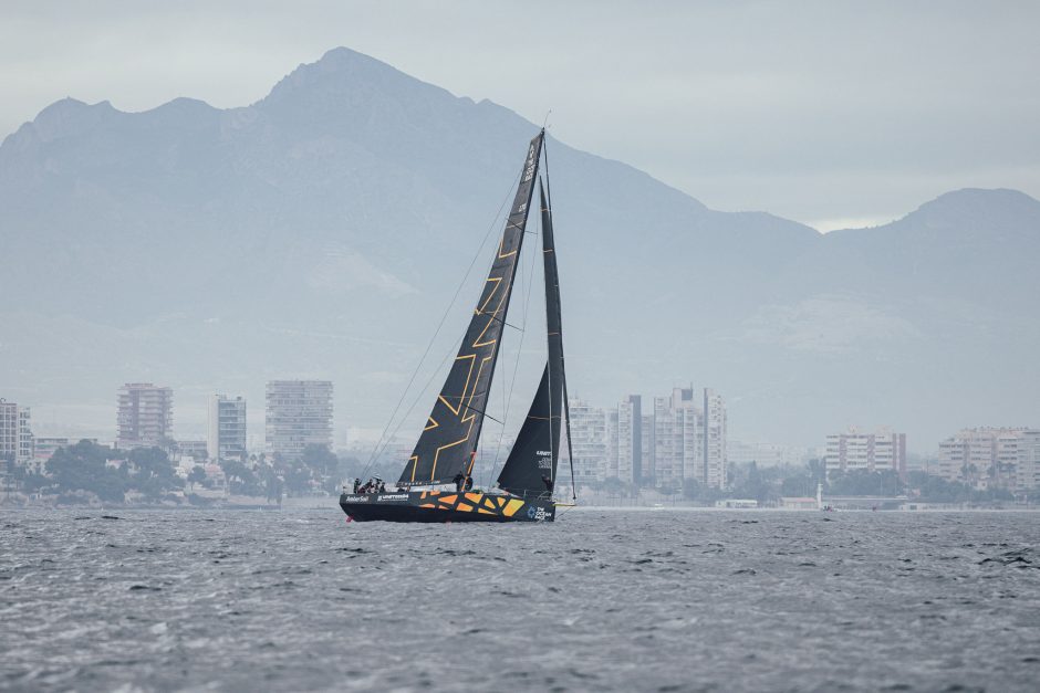 „Ambersail 2“ startas „The Ocean Race“: prieš pat startą lūžusi detalė ir netikėta lenktynių pabaiga