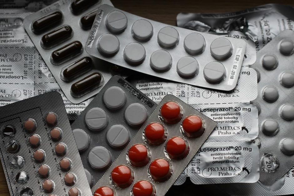 Vaistinių atstovai siūlo prekybą receptiniais vaistais internetu leisti nuo 2023 metų
