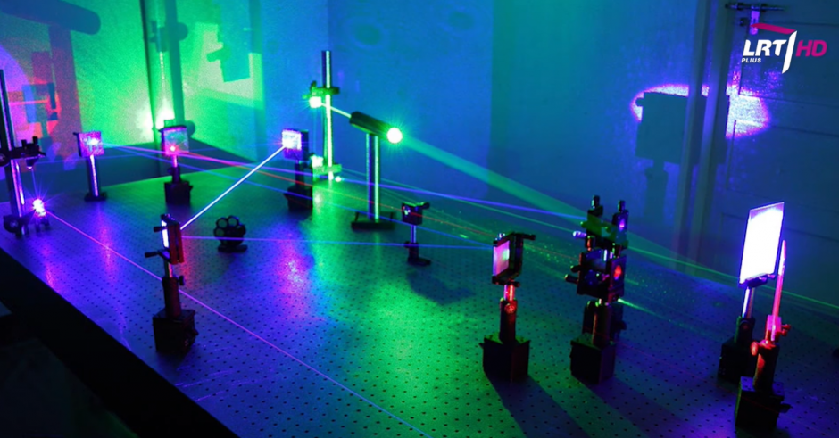 Ka Reikėtų Zinoti Apie Hologramas Kl Lt
