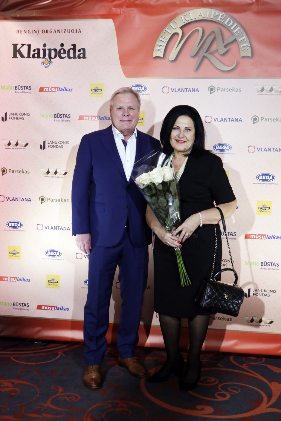 „Metų klaipėdietės“ konkurso finalo iškilmėse – pavasario gėlės ir solidarumas