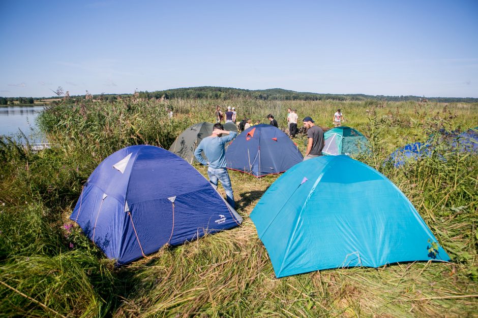 Vietoj mokyklos suolo – pamokos miške