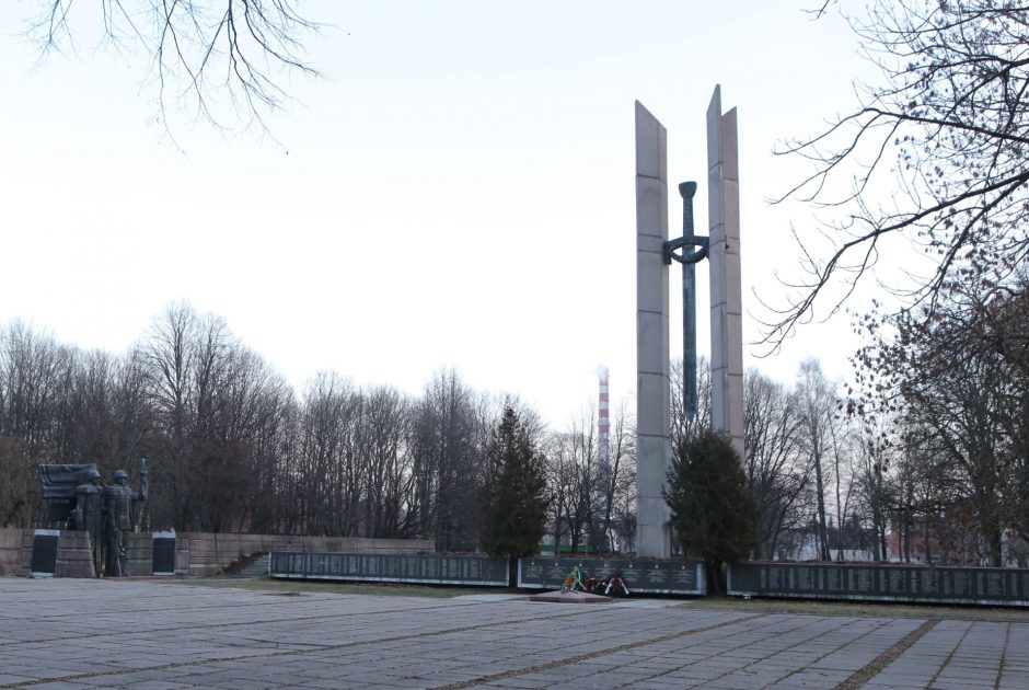 Skelbiami apklausos dėl memorialo Skulptūrų parke rezultatai