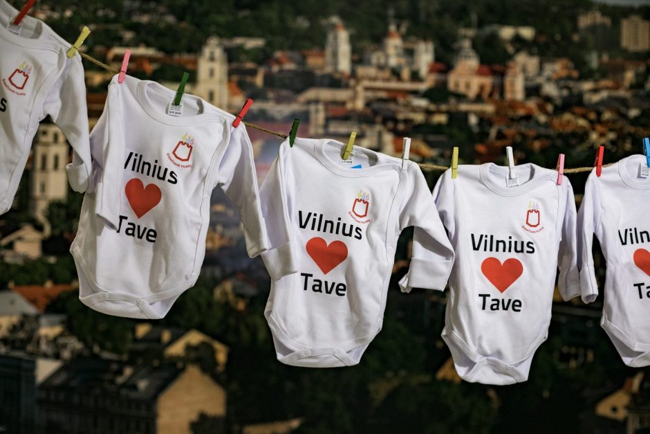 Populiariausi 2023 m. vaikų vardai Vilniuje: sutiksite ir Londoną, Mozę, Žaibą, Dakotą bei Šiaurę