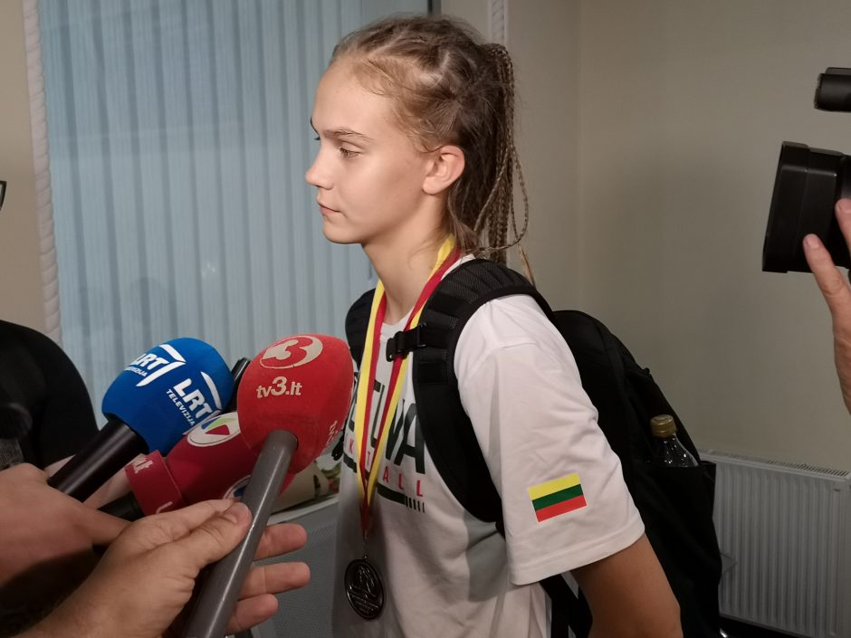 Lietuvos 16-metės krepšininkės: padarėme kažką įspūdingo