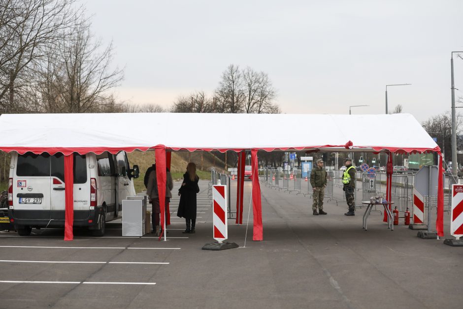 Vilniaus mobiliajame punkte COVID-19 tyrimai bus imami dviem srautais