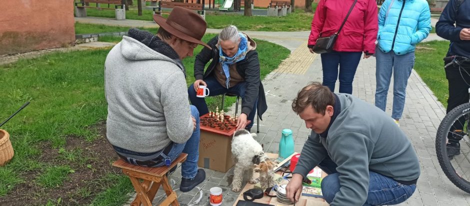 Blusų turguje Klaipėdoje netrūko geros nuotaikos