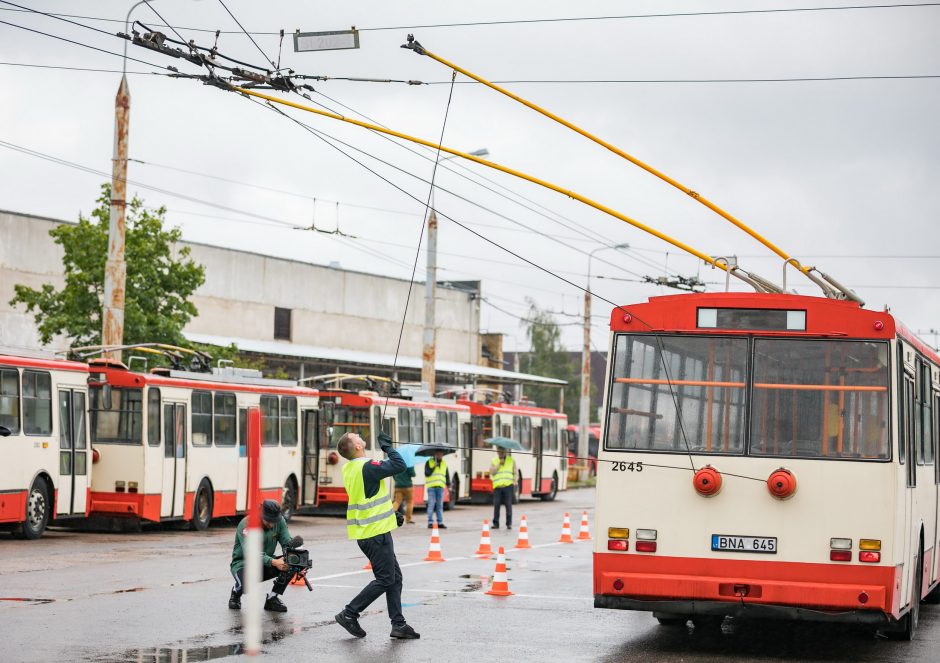 Sostinės viešojo transporto vairuotojai varžėsi meistriškumo varžybose