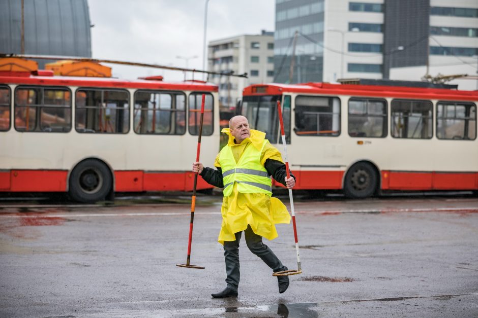 Sostinės viešojo transporto vairuotojai varžėsi meistriškumo varžybose