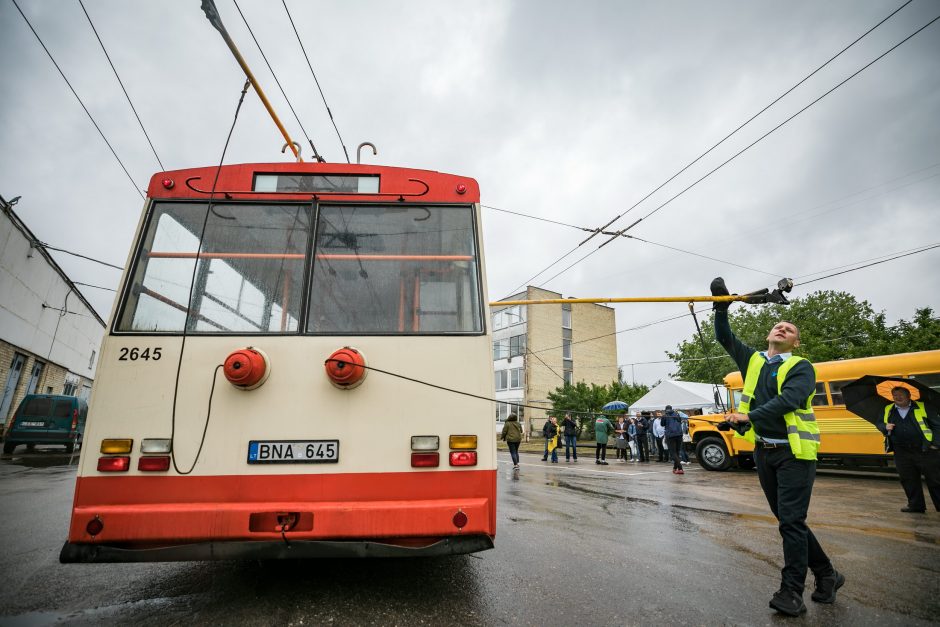 Sostinės viešojo transporto vairuotojai varžėsi meistriškumo varžybose