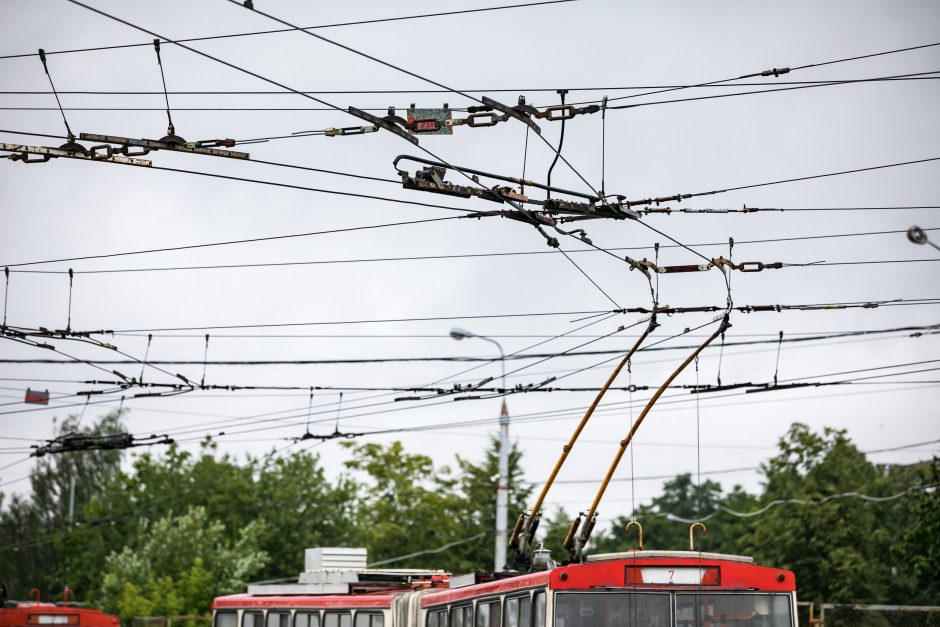 Sostinės viešojo transporto vairuotojai varžėsi meistriškumo varžybose