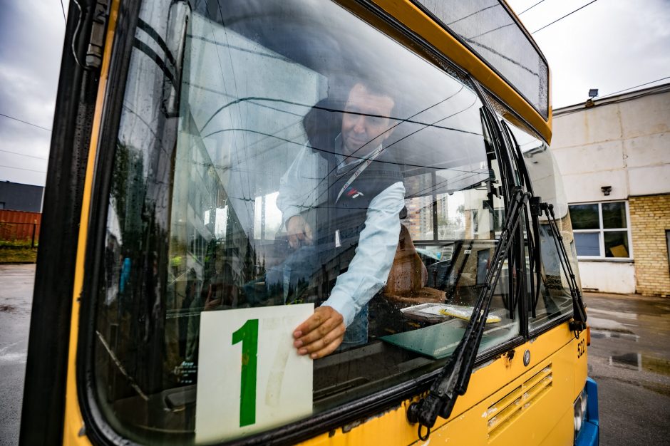 Sostinės viešojo transporto vairuotojai varžėsi meistriškumo varžybose