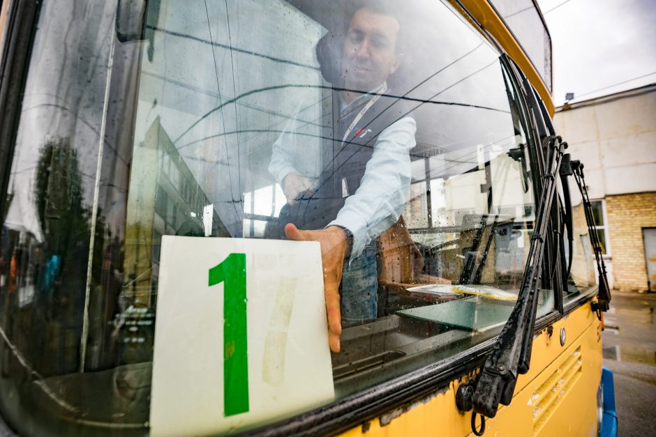 Sostinės viešojo transporto vairuotojai varžėsi meistriškumo varžybose