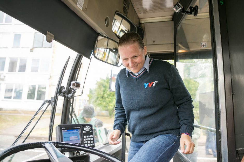 Sostinės viešojo transporto vairuotojai varžėsi meistriškumo varžybose