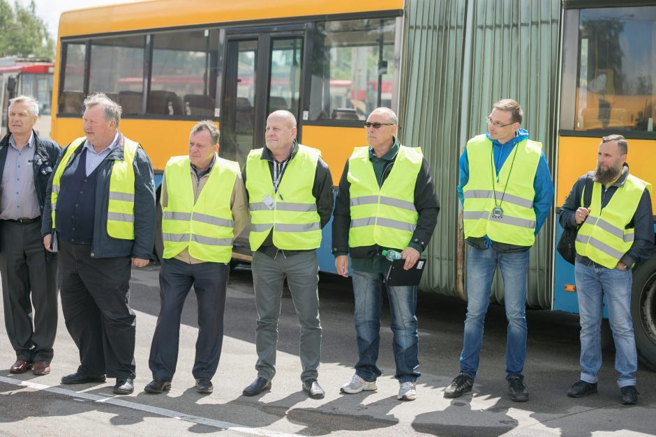 Sostinės viešojo transporto vairuotojai varžėsi meistriškumo varžybose