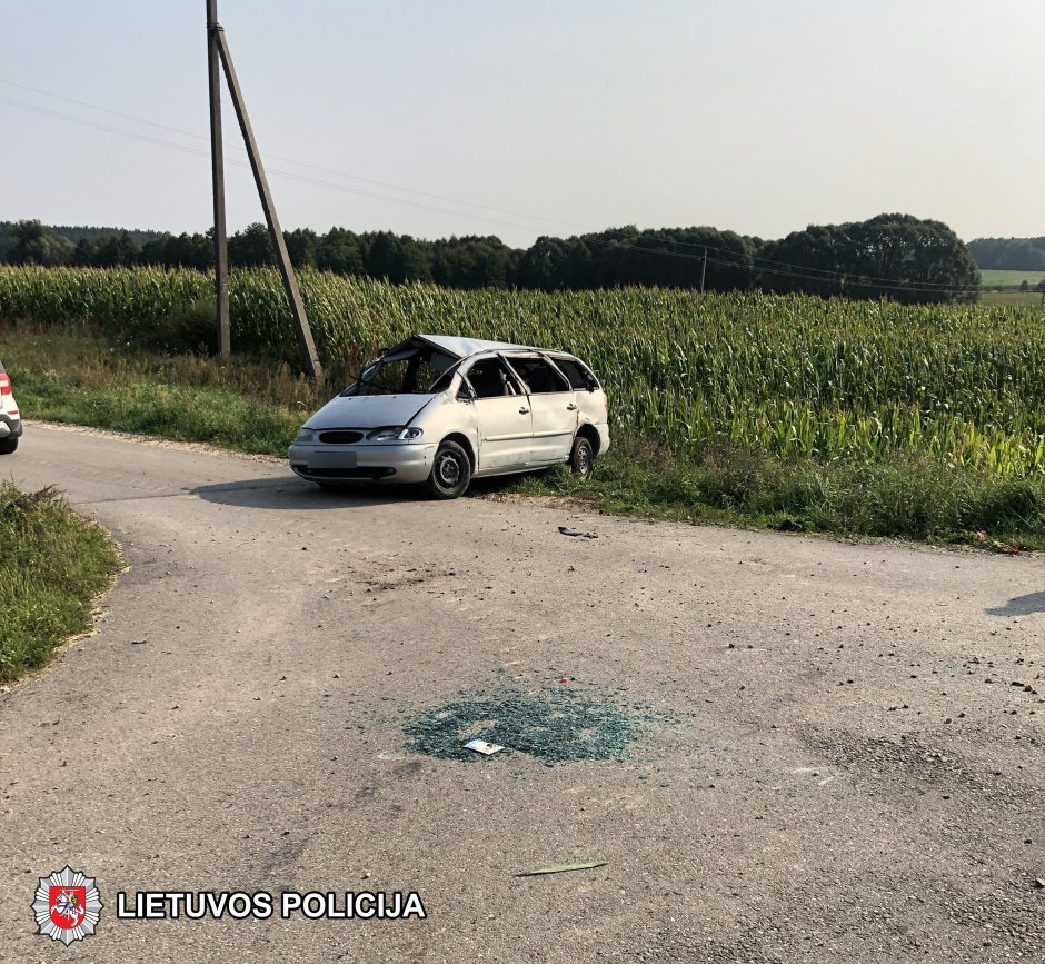 Pirmąją mokslo metų dieną įvykusi šiurpi avarija baigėsi vaiko mirtimi