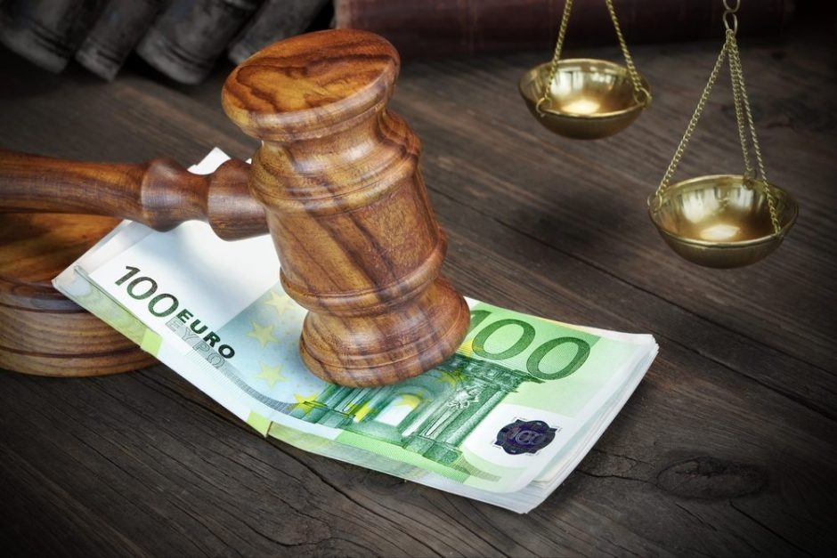 Teismas iš buvusio Skuodo vyriausiojo architekto konfiskavo 6,5 tūkst. eurų