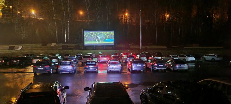 Klaipėdoje – „Drive-in“ kino ir siaubo hologramų šou