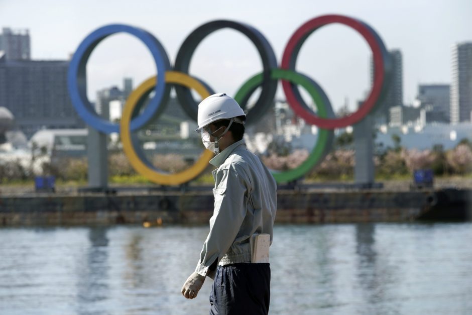 Tokijo olimpiadą remiantis japonų laikraštis ragina žaidynes atšaukti
