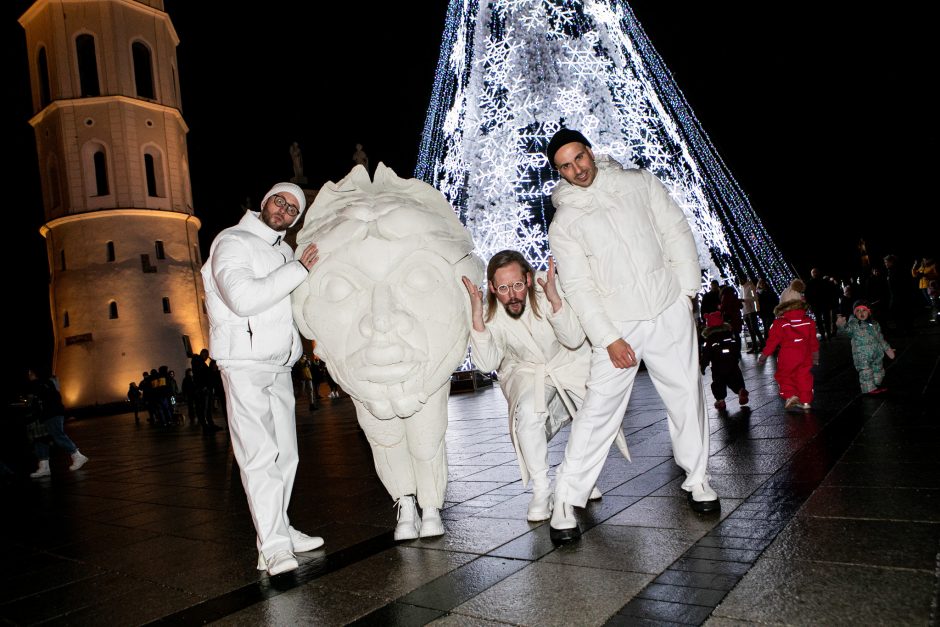 „The Roop“ eisena iki Vilniaus kalėdų eglutės