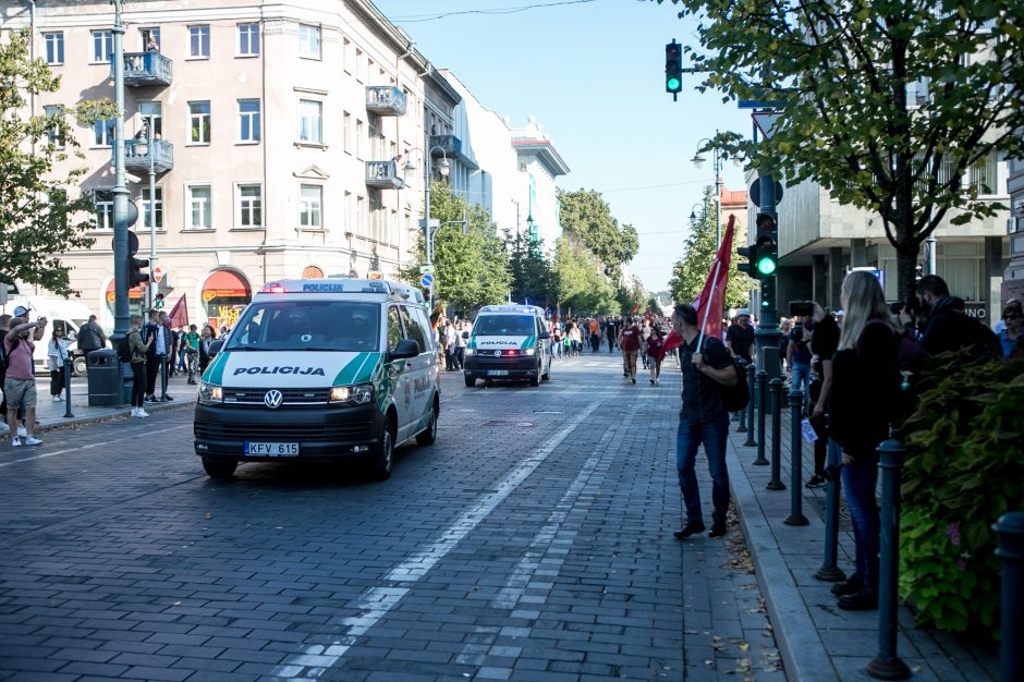 Policija: visi per mitingą Vilniuje ir po jo sulaikyti asmenys yra paleisti