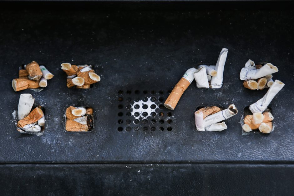 Kontrabandinių cigarečių sulaikoma daugiau, nes išaugo jų gamyba Baltarusijoje