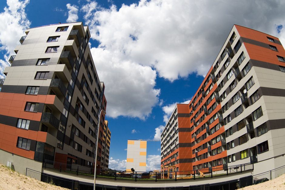 „Swedbank“: gyventojų galimybės įsigyti būstą išliko arti rekordinių aukštumų
